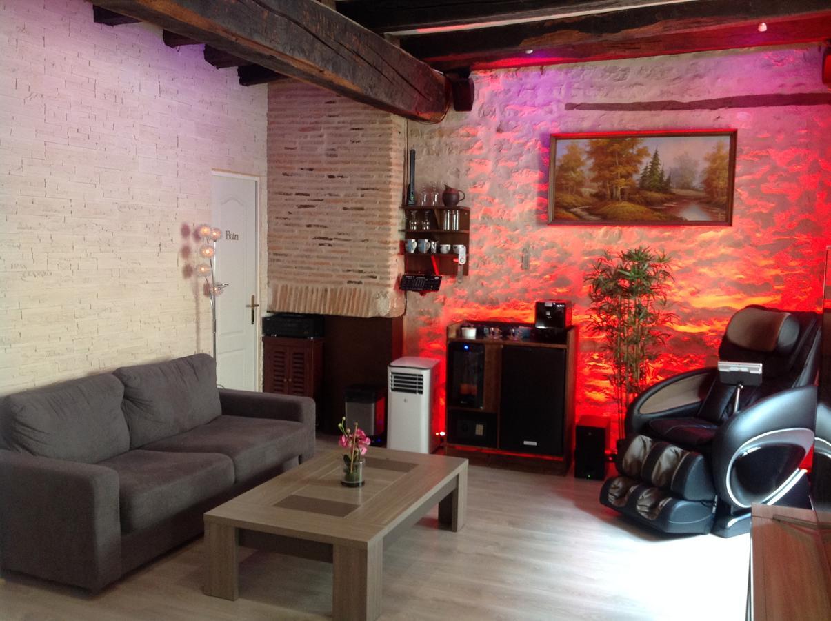 Chez Stephanie Chateauroux Luaran gambar